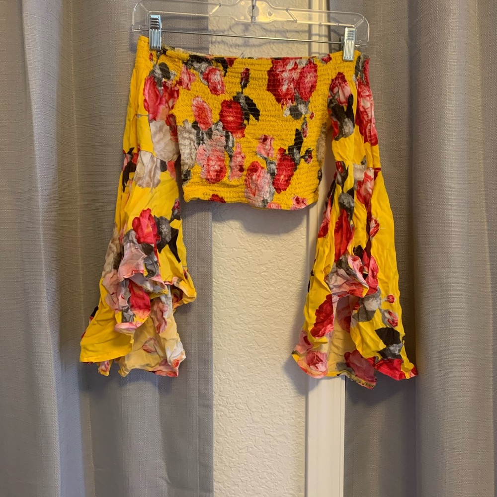 Crop top